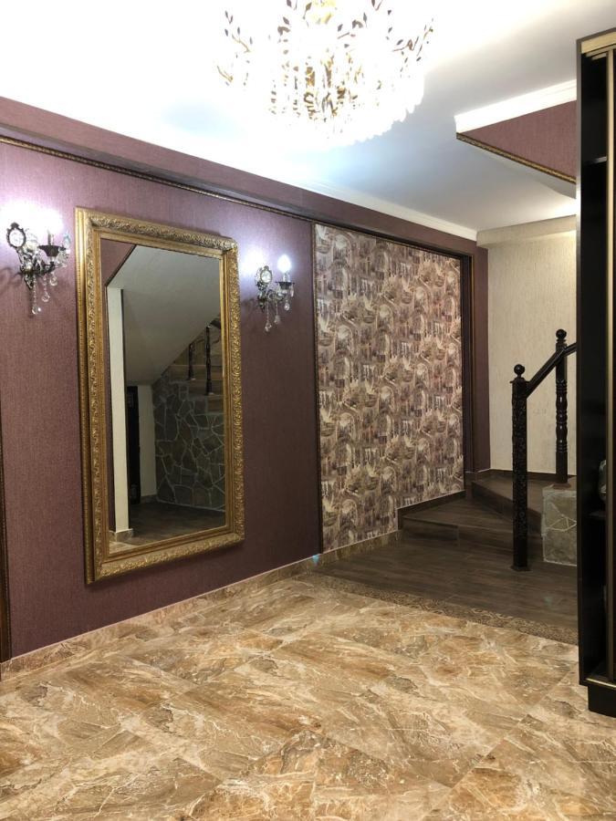 Гостевой Дом Siella Hotel Sukhumi Exterior photo